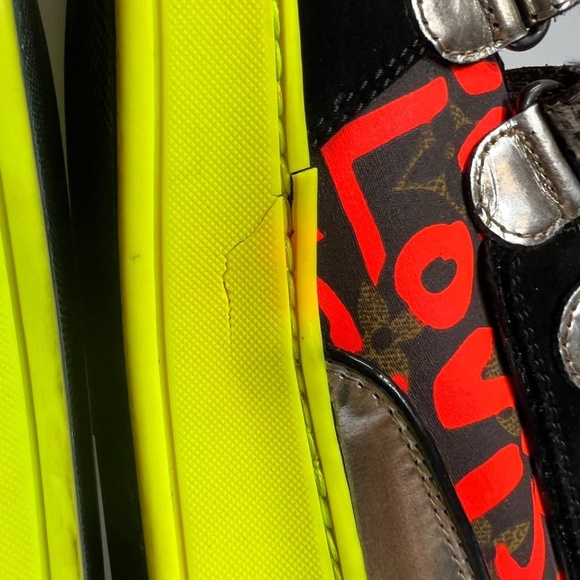 LOUIS VUITTON Stephen Spouse Graffiti Orange High-Top Sneakers US size 10 - Picture 8 of 12